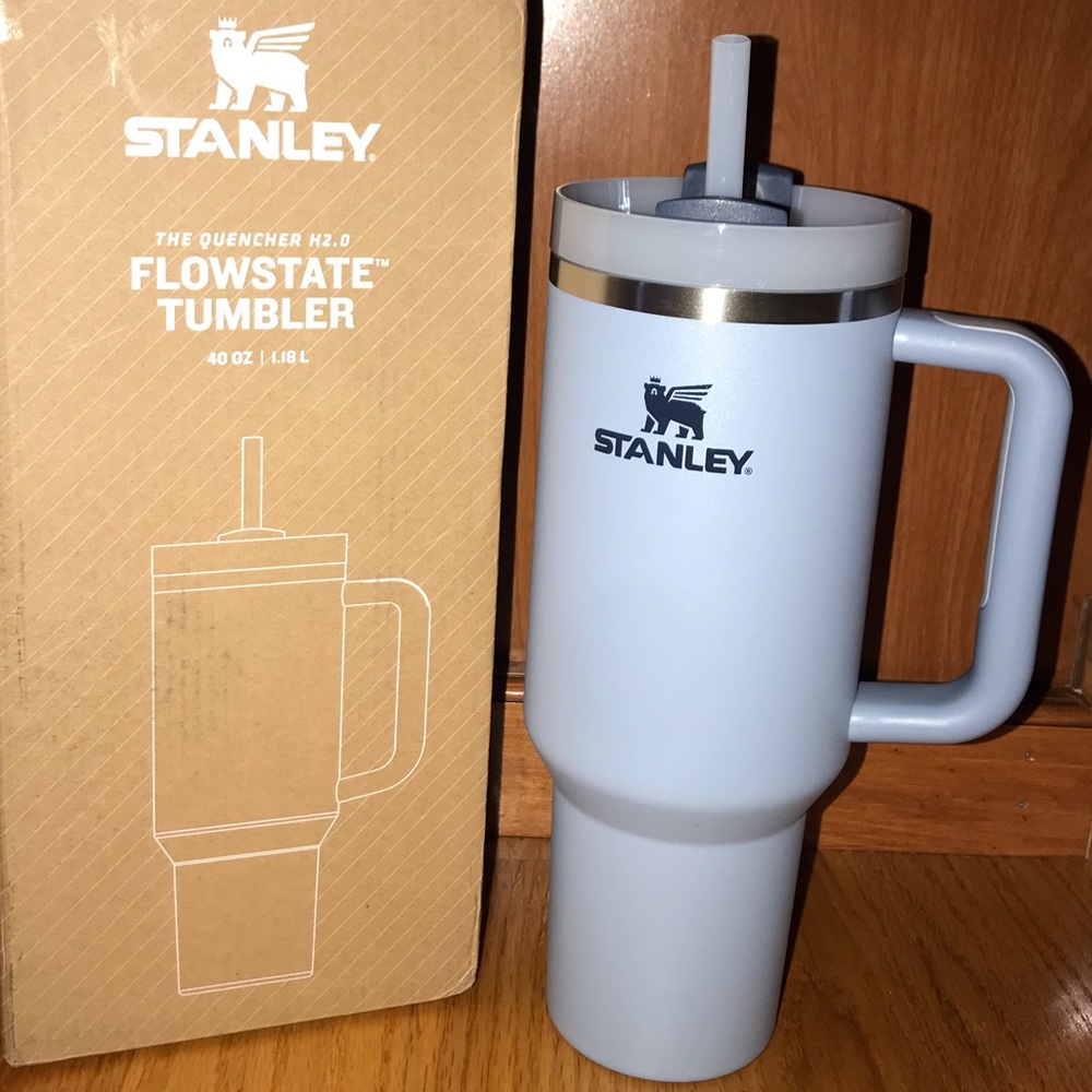 Stanley 40oz quencher cup